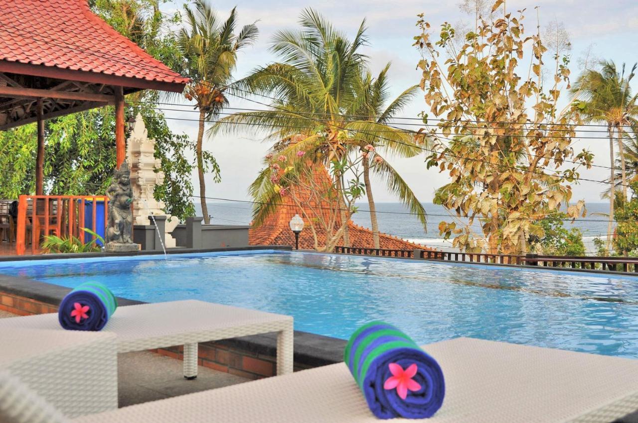 Surya Chandra Beach Bungalow Batununggul 외부 사진