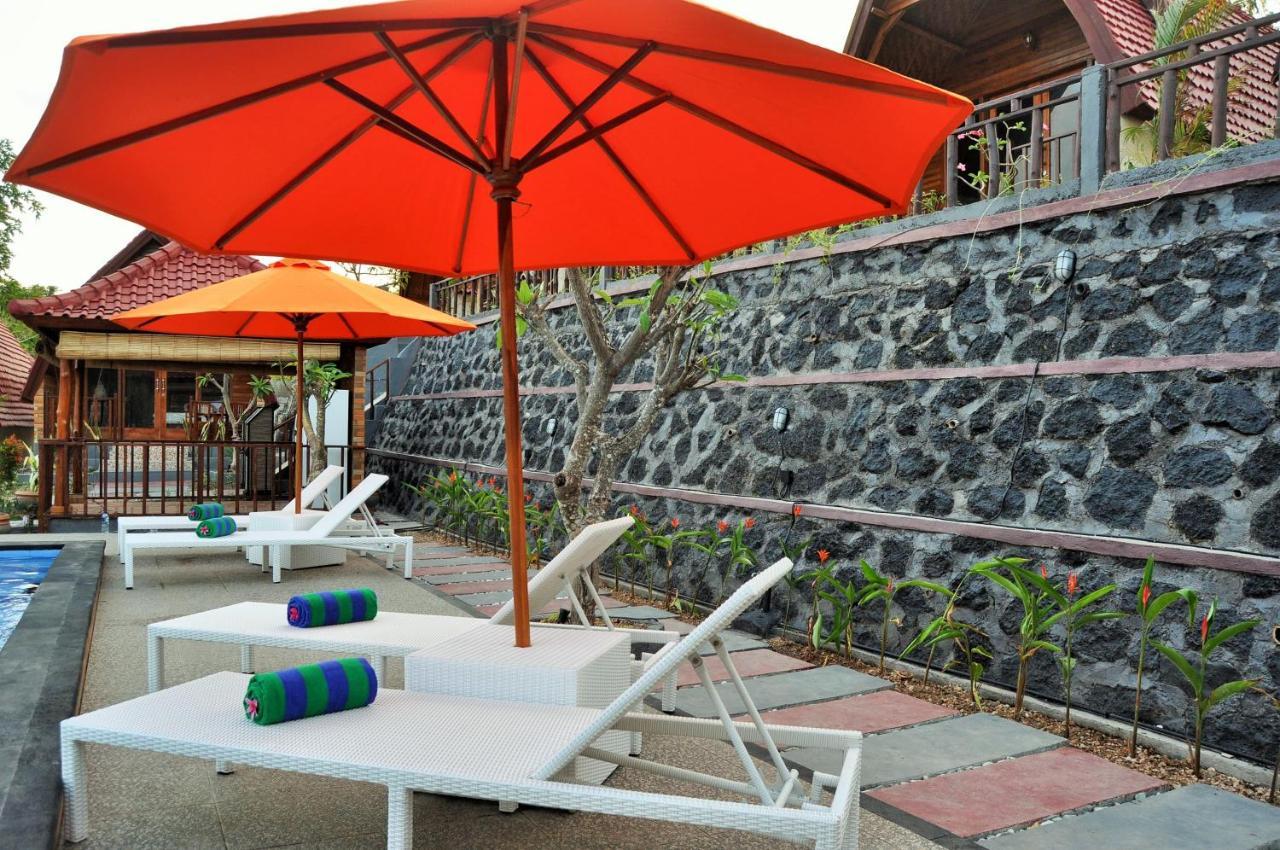 Surya Chandra Beach Bungalow Batununggul 외부 사진
