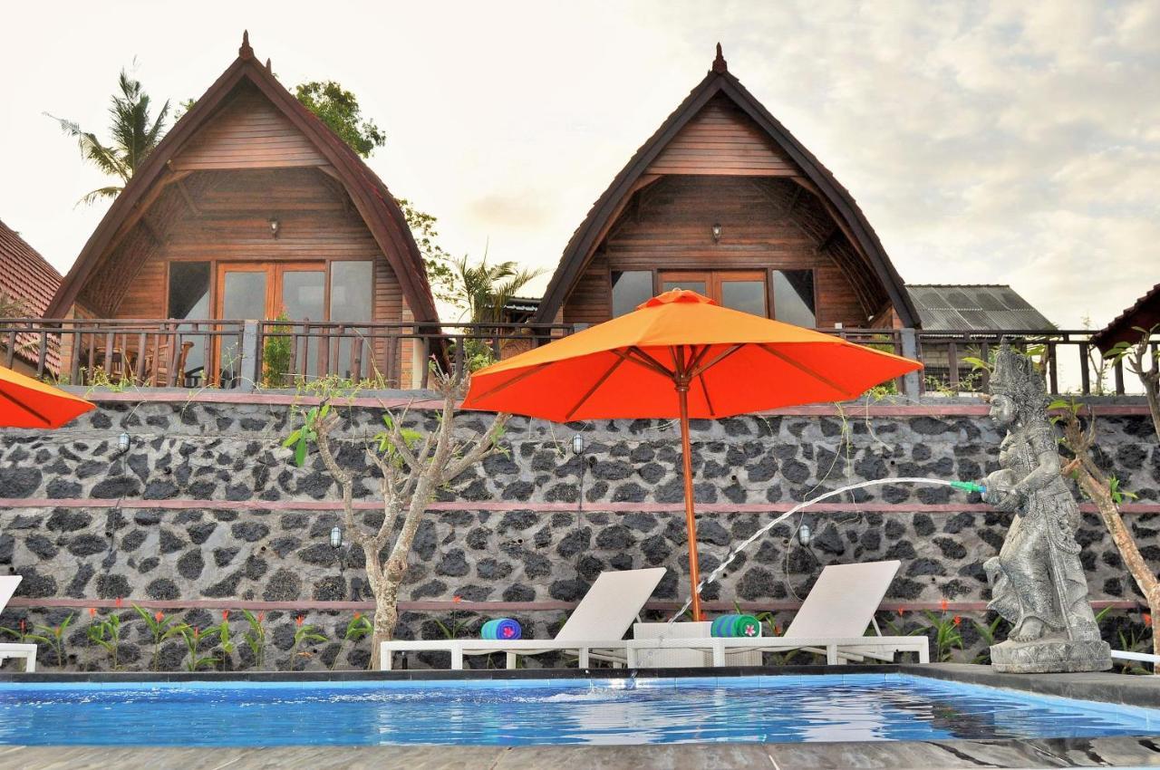 Surya Chandra Beach Bungalow Batununggul 외부 사진
