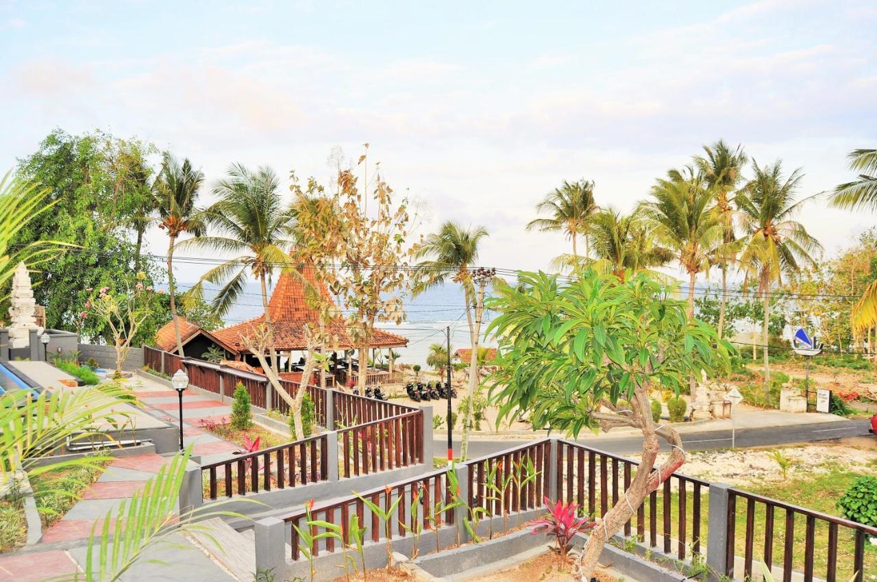Surya Chandra Beach Bungalow Batununggul 외부 사진