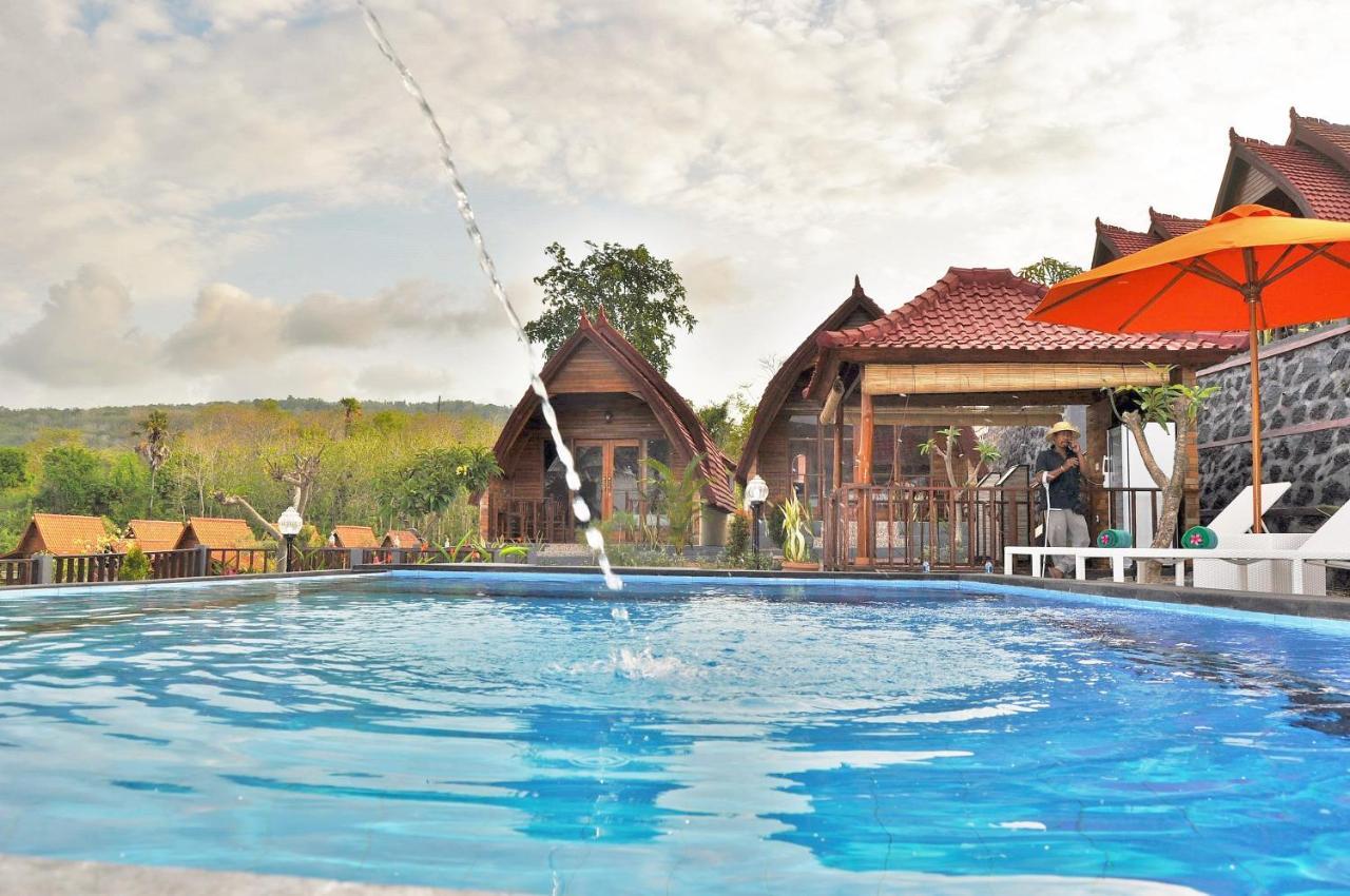 Surya Chandra Beach Bungalow Batununggul 외부 사진