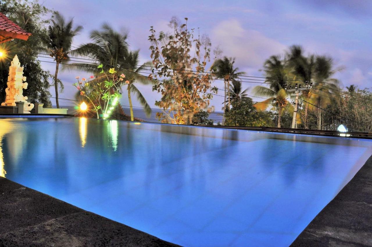 Surya Chandra Beach Bungalow Batununggul 외부 사진