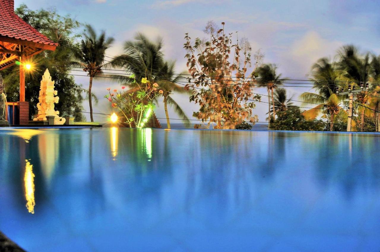 Surya Chandra Beach Bungalow Batununggul 외부 사진