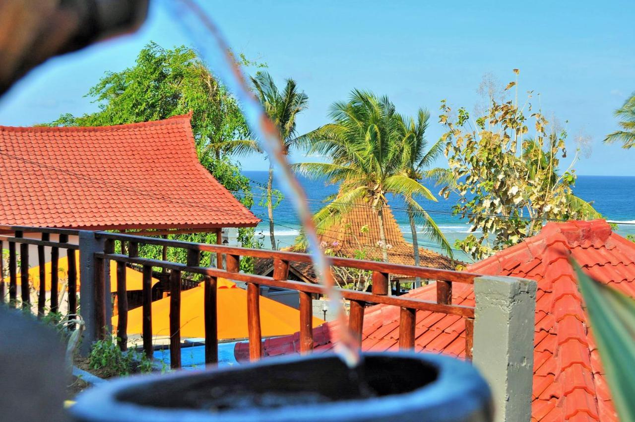 Surya Chandra Beach Bungalow Batununggul 외부 사진