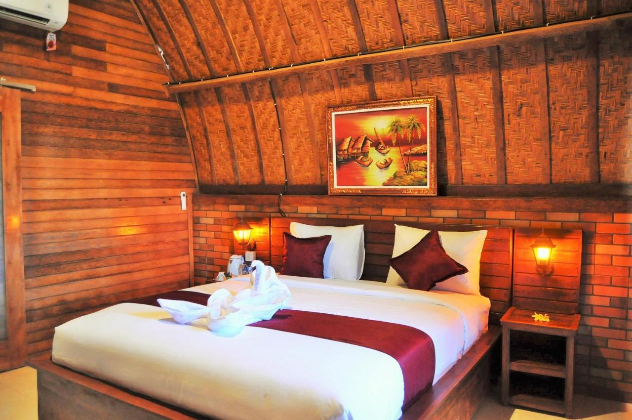 Surya Chandra Beach Bungalow Batununggul 외부 사진