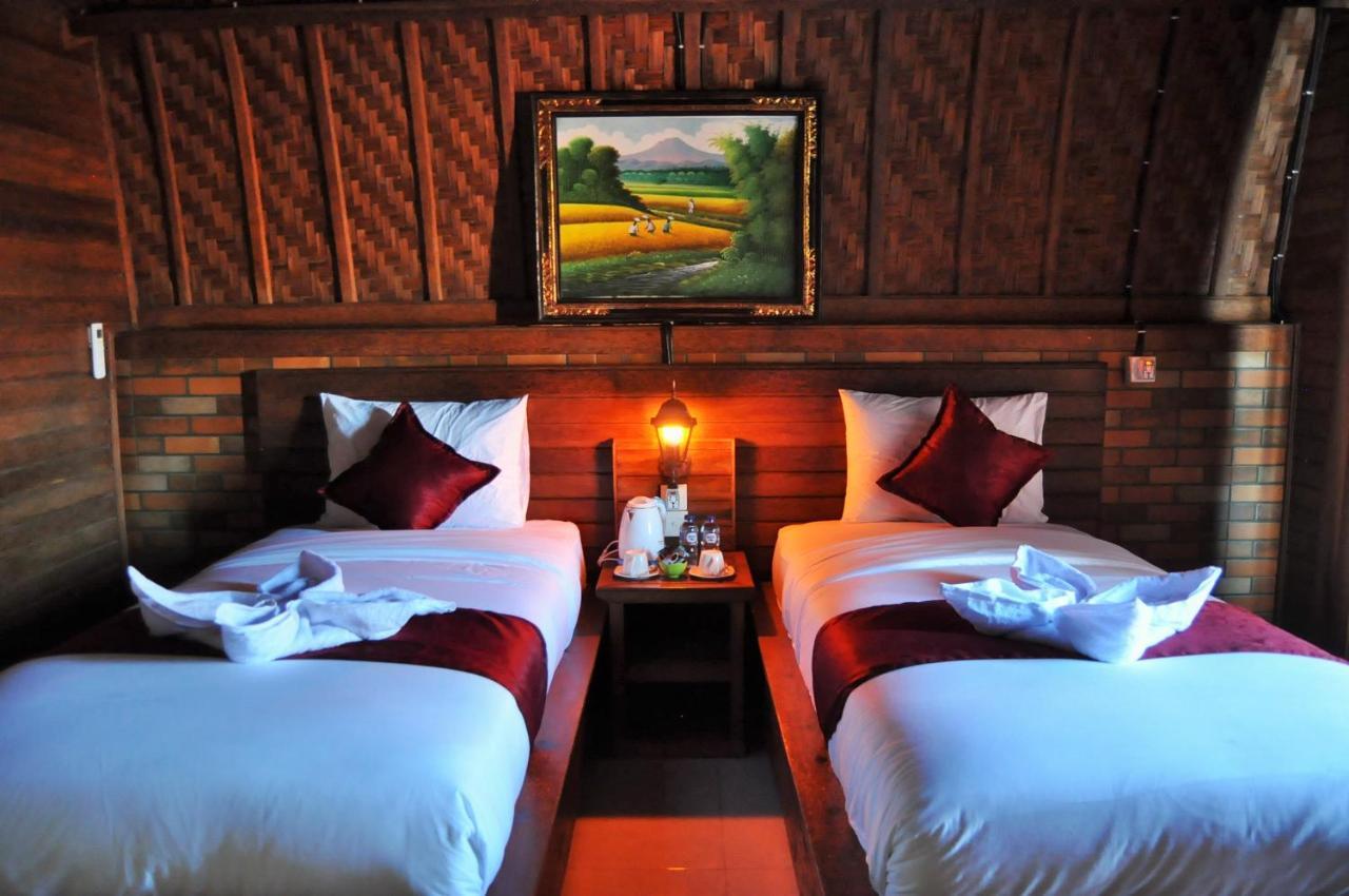 Surya Chandra Beach Bungalow Batununggul 외부 사진